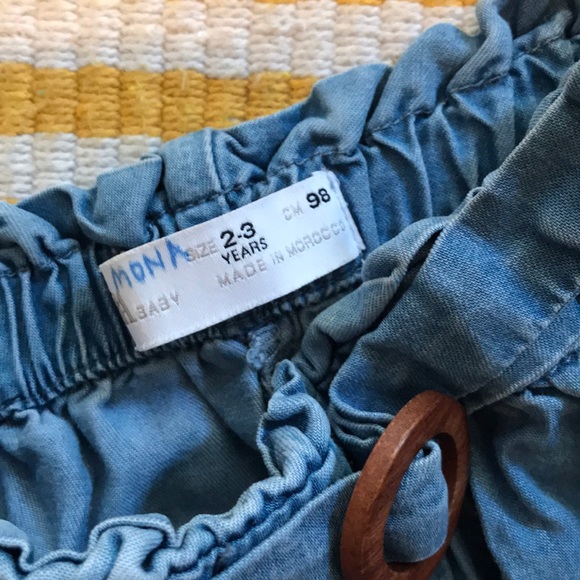 Cozy Zara set size 2-3 sweater and chambray pant - Picture 3 of 7